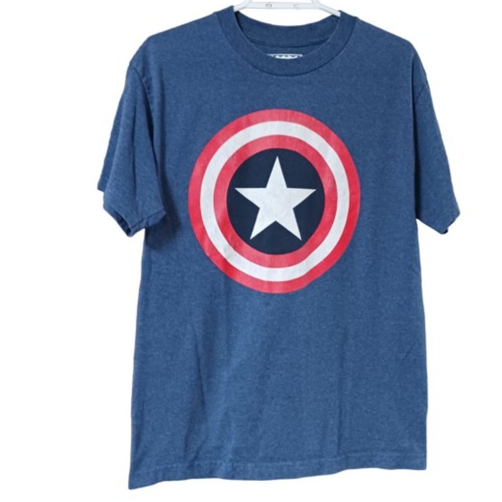 Marvel Captain America Graphic Tee Shirt  Size M